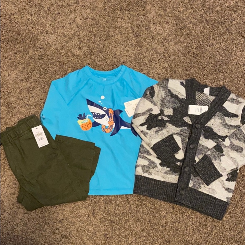 NWT GAP Boys 2T/3T Top Pants Sweater Bundle